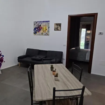 Turistico A Casa Di Anna Rom