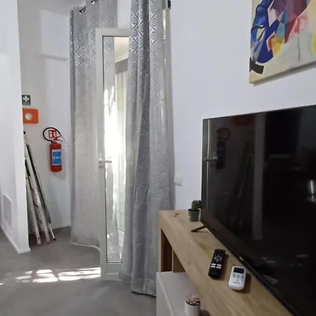 Lägenhet Turistico A Casa Di Anna